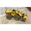 Image 5 : Vintage Toy Farm Tractors, Trailers, Bulldozer, and Spare Tires Lot