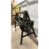Image 4 : Antique Cast Iron Hand-Crank Clothes Wringer Mangle with Wooden Rollers