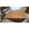 Image 3 : Mid-Century Modern 4 Drawer Chest of Drawers with Sculpted Pulls and Tapered Legs 42 x 34 x 18"