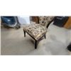 Image 5 : Armless Accent Chair with Geometric Upholstery in Blue, Brown, and Tan Tones