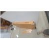 Image 4 : Pine Table with Detachable Legs, 29 x 30 x 46"