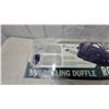 Image 3 : Roots 30" Rolling Duffle Bag with Backpack Feature, 30 x 16 x 14" New