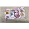Image 11 : Collection of Vintage International Banknotes from Europe, Bahamas, Mexico, and More