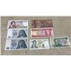 Image 8 : Collection of Vintage International Banknotes from Europe, Bahamas, Mexico, and More