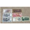 Image 9 : Collection of Vintage International Banknotes from Europe, Bahamas, Mexico, and More