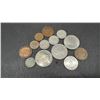 Image 9 : Canadian 1986 Two-Dollar Banknotes, Five-Dollar Banknote, and Assorted Canadian & American Coins