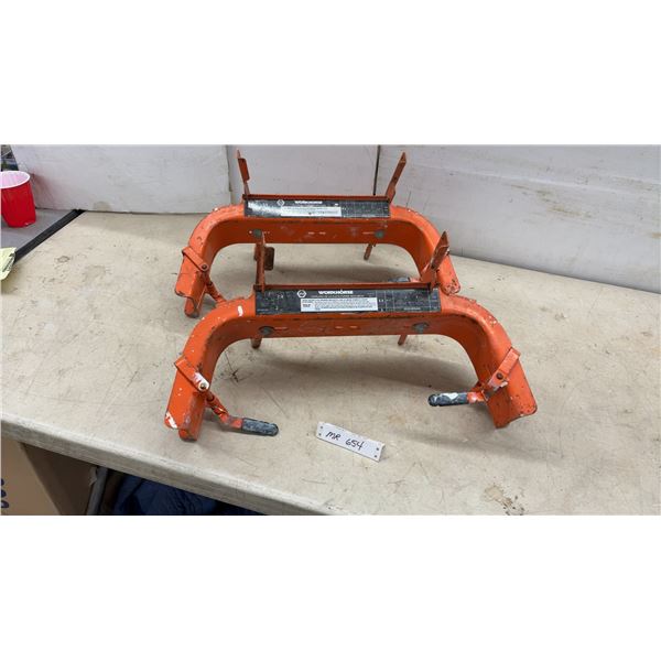 Black & Decker Workhorse 79-300-04 Adjustable Platform Brackets, Pair