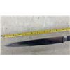 Image 10 : Ornate Fixed-Blade Bowie Knife with Sheath and Calphalon Classic Slicer Knife