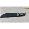 Image 8 : Ornate Fixed-Blade Bowie Knife with Sheath and Calphalon Classic Slicer Knife