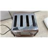 Image 3 : Vintage 1970s SCM Proctor-Silex Four-Slice Toaster with Wheat Design and Bathroom Scale