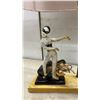 Image 3 : Set of Three Vintage 1950s Artmark Harlequin Masquerade Dancer Figural Lamps, 21 & 17" High & Brass