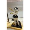 Image 4 : Set of Three Vintage 1950s Artmark Harlequin Masquerade Dancer Figural Lamps, 21 & 17" High & Brass