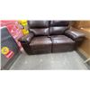 Image 4 : Brown Leather Power Reclining Sofa with Padded Arms and Wired Remote Control