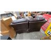 Image 5 : Brown Leather Power Reclining Sofa with Padded Arms and Wired Remote Control