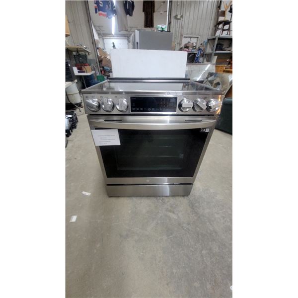 LG Stainless Steel Electric Range with Ceramic Glass Cooktop Self Clean Convection Bake and Broil