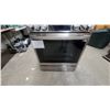 Image 4 : LG Stainless Steel Electric Range with Ceramic Glass Cooktop Self Clean Convection Bake and Broil