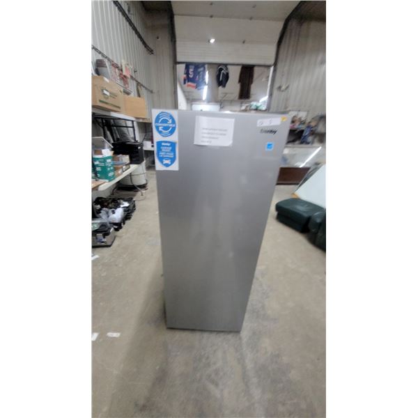 Danby Convertible Upright Freezer/ 56 x 22 x 21"