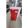 Image 1 : Frigidaire Mini Retro Two-Door Refrigerator with Top Freezer in Red 42 x 20 x 19"