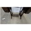 Image 5 : Singer Treadle Sewing Machine in Wooden Cabinet with Cast Iron Stand
