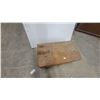 Image 3 : Vintage Wooden Storage Chest with Hinged Lid and Metal Carrying Handle Believe Pine
