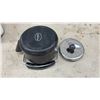 Image 7 : Oster Blender, Wooden Knife Block, Black Stockpot, Roasting Pan, Kettle, and More