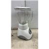 Image 9 : Oster Blender, Wooden Knife Block, Black Stockpot, Roasting Pan, Kettle, and More