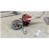Image 6 : MotoMaster 4-Tonne Hydraulic Bottle Jack with Case, Hand Winch, Water Sprinkler and More