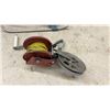 Image 7 : MotoMaster 4-Tonne Hydraulic Bottle Jack with Case, Hand Winch, Water Sprinkler and More