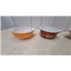 Image 2 : Pyrex Autumn Harvest Wheat Cinderella Mixing Bowl Set, Four Pieces