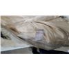 Image 5 : Sears the Fashion Place Hooded Lynx Fur Coat with Satin Lining and Zipper Closure