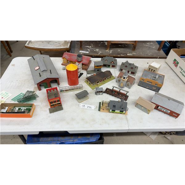 HO Scale Model Railroad Buildings: Walthers Cornerstone Engine House, Feed and Seed, Piko, and More
