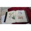Image 4 : Staples Black Three-Ring Binder with Collection of Natural History Bird and Botanical Prints