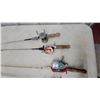 Image 3 : Lot of Five Vintage Fishing Rods and Reels Including Zebco 33 Spincast and More