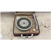 Image 2 : Vintage RCA Victor K 779 Portable Three-Speed Suitcase Record Player