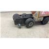 Image 9 : Tonka Pressed Steel Green Farm Tractor with Gravity Wagon, Car Carrier, Jeep