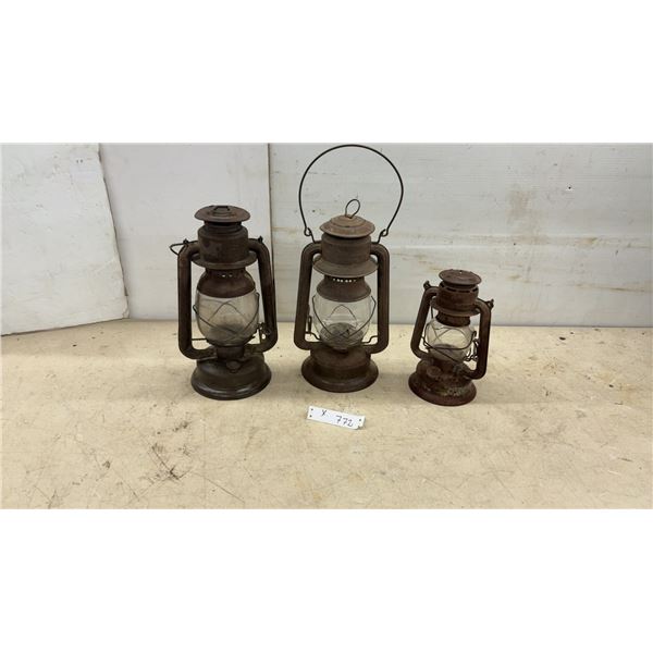 Lot of Three Beacon Merryland Cold Blast Kerosene Lanterns with Glass Globes