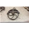 Image 5 : Lot of Three Antique Cast Iron Barn Hay Pulleys with Spoked Wheels and Hooks