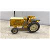 Image 10 : Ertl Allis-Chalmers 7050, International Harvester, and Yellow Tractor Toy Lot