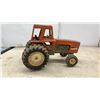 Image 6 : Ertl Allis-Chalmers 7050, International Harvester, and Yellow Tractor Toy Lot