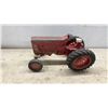 Image 8 : Ertl Allis-Chalmers 7050, International Harvester, and Yellow Tractor Toy Lot
