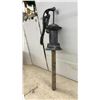 Image 2 : Hudson Manufacturing Company Cast Iron Hand Water Pitcher Pump, Made in USA
