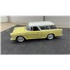 Image 9 : 1955 Chevrolet Bel Air Nomad Die-Cast Model Car 1/24 Scale, Yellow and White Two-Tone