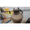 Image 3 : 2x Vintage Ribbed Metal Cream and Fuel Can with Handle and Chained Threaded Cap