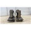 Image 3 : Two Vintage Singer Sewing Machines, Model 27/127 and Model 15 with Gold Decals