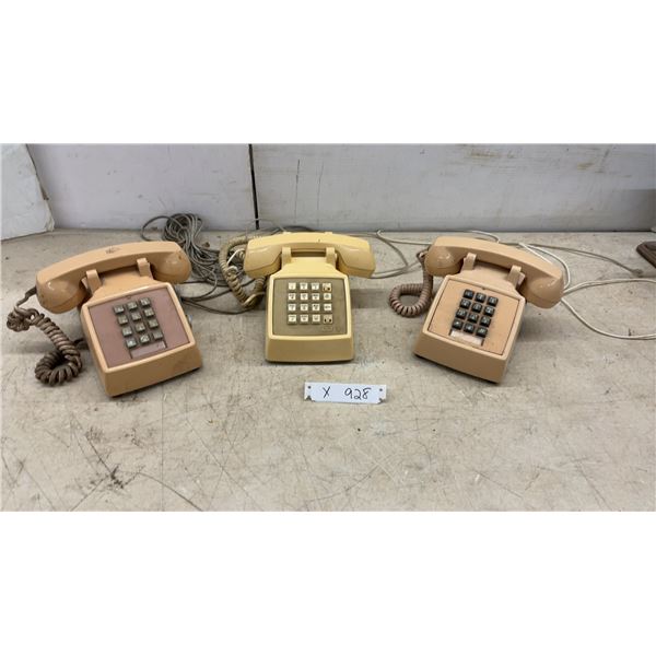 Lot of Three Vintage AT&T and Western Electric 2500 Series Touch-Tone Desk Telephones 1970s-1980s