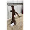 Image 1 : Vintage Hi-Lift Farm Jack