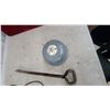 Image 2 : National Electric Manufacturing Co. B-6 Electric Bell, Valve Wheels, Heat Lamp, and More