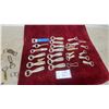 Image 1 : Collection of Vintage Bottle Openers and Corkscrews, Sleeman, Labatt's, Old Vienna, 25x