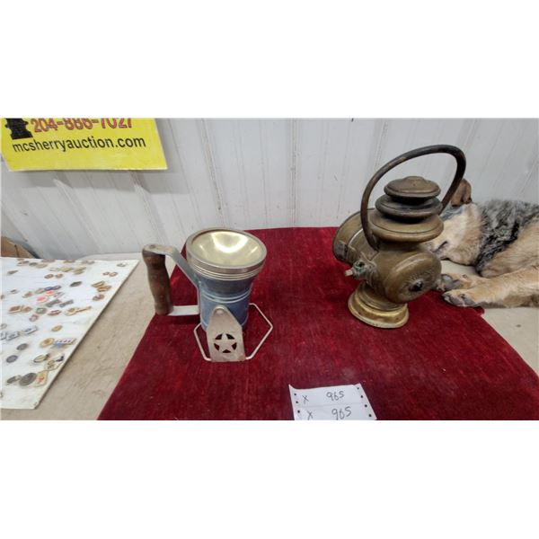 Badger Brass Manufacturing Company Solar Model 68 Brass Carbide Vintage Auto Light Lantern