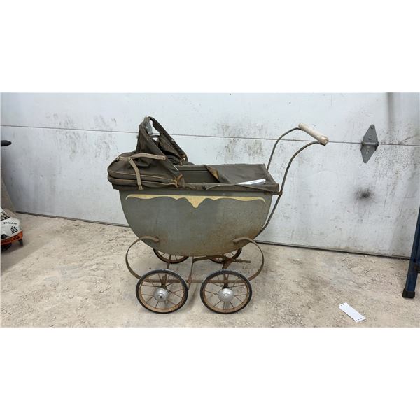 Antique Bassinette-Style Baby Carriage Pram with Spoked Wheels